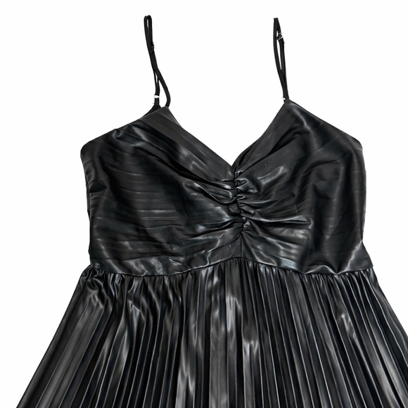Entro Faux Leather Pleated Midi Dress Black Size Small - Picture 4 of 5